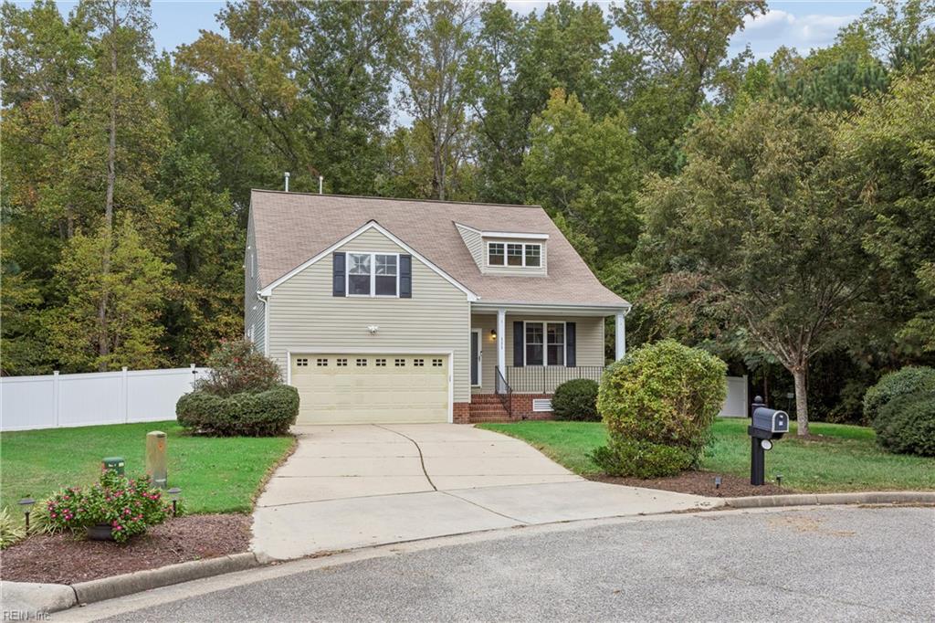 Photo of 111 Perlie Court, Yorktown, VA 23692 (MLS # 10658160)