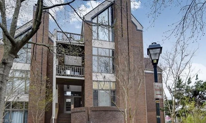 696 Mowbray Arch Unit 540, Norfolk, VA, 23507