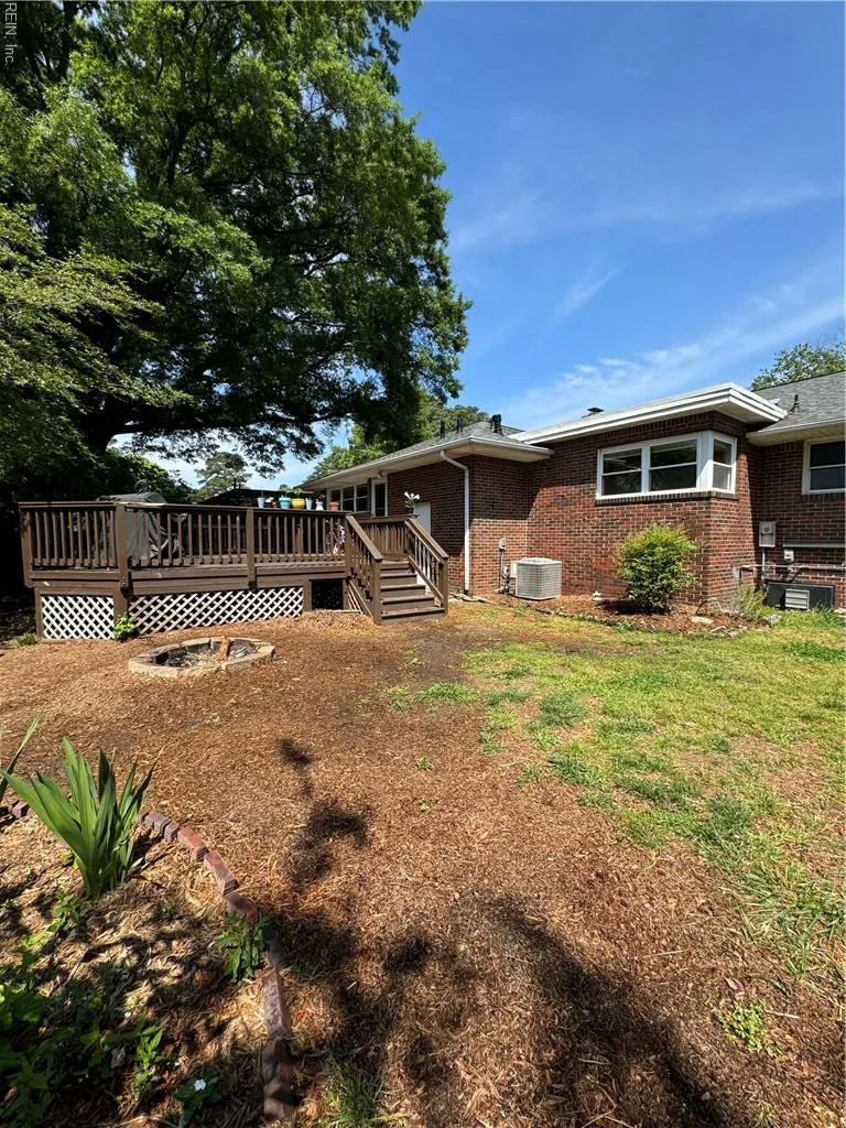 Norfolk, Virginia 23505, United States, 3 Bedrooms Bedrooms, ,2 BathroomsBathrooms,Residential,Active,116783