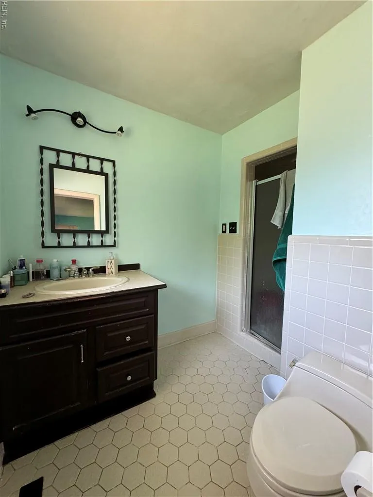 Norfolk, Virginia 23505, United States, 3 Bedrooms Bedrooms, ,2 BathroomsBathrooms,Residential,Active,116783