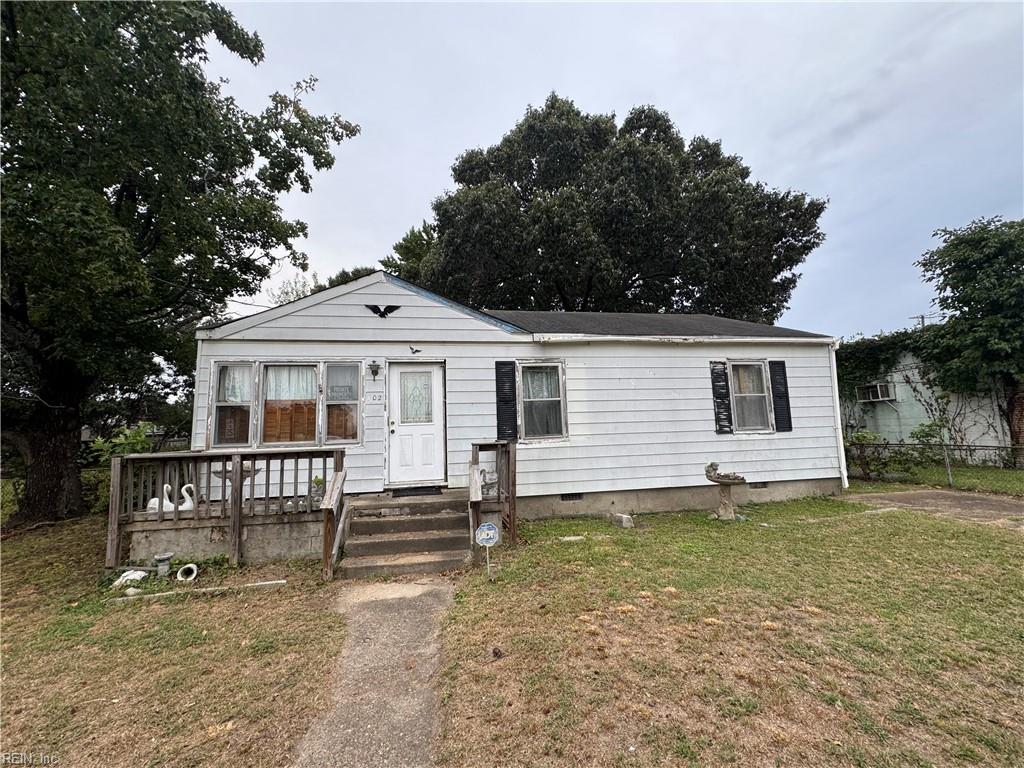 Photo of 602 Randolph Rd Road, Newport News, VA 23605 (MLS # 10655422)