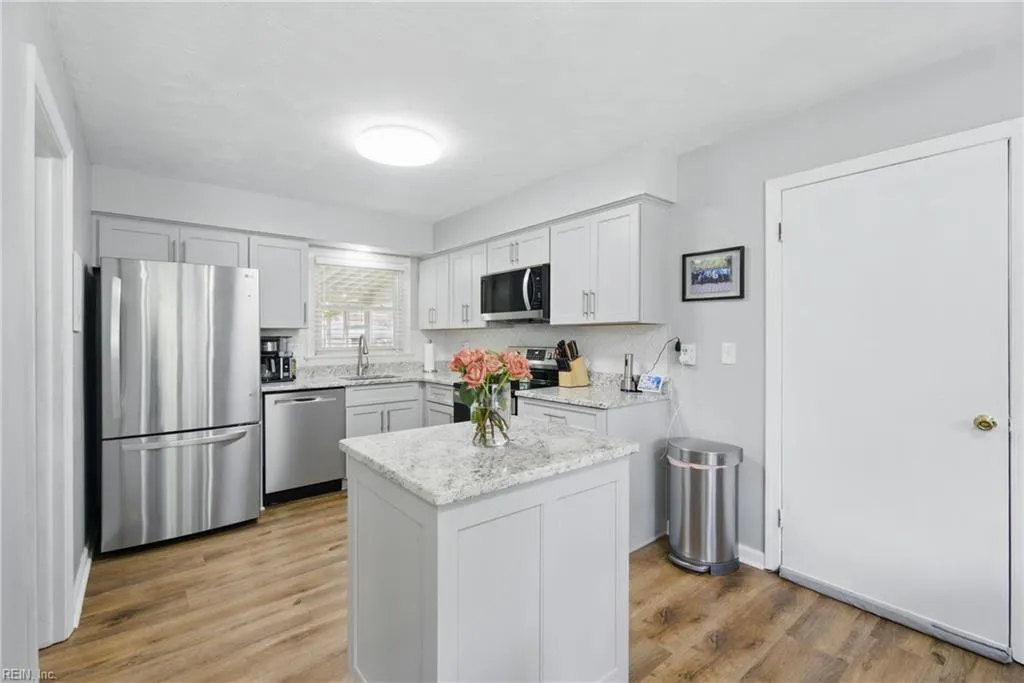 Portsmouth, Virginia 23703, United States, 3 Bedrooms Bedrooms, ,2 BathroomsBathrooms,Residential,Active,136662