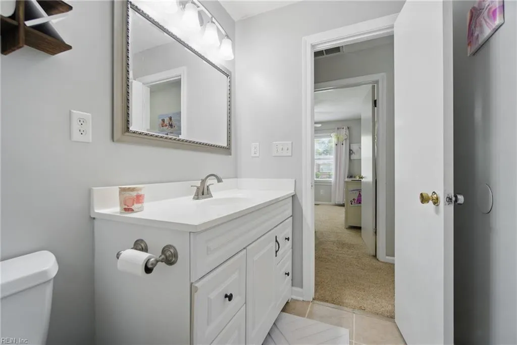 Portsmouth, Virginia 23703, United States, 3 Bedrooms Bedrooms, ,2 BathroomsBathrooms,Residential,Active,136662