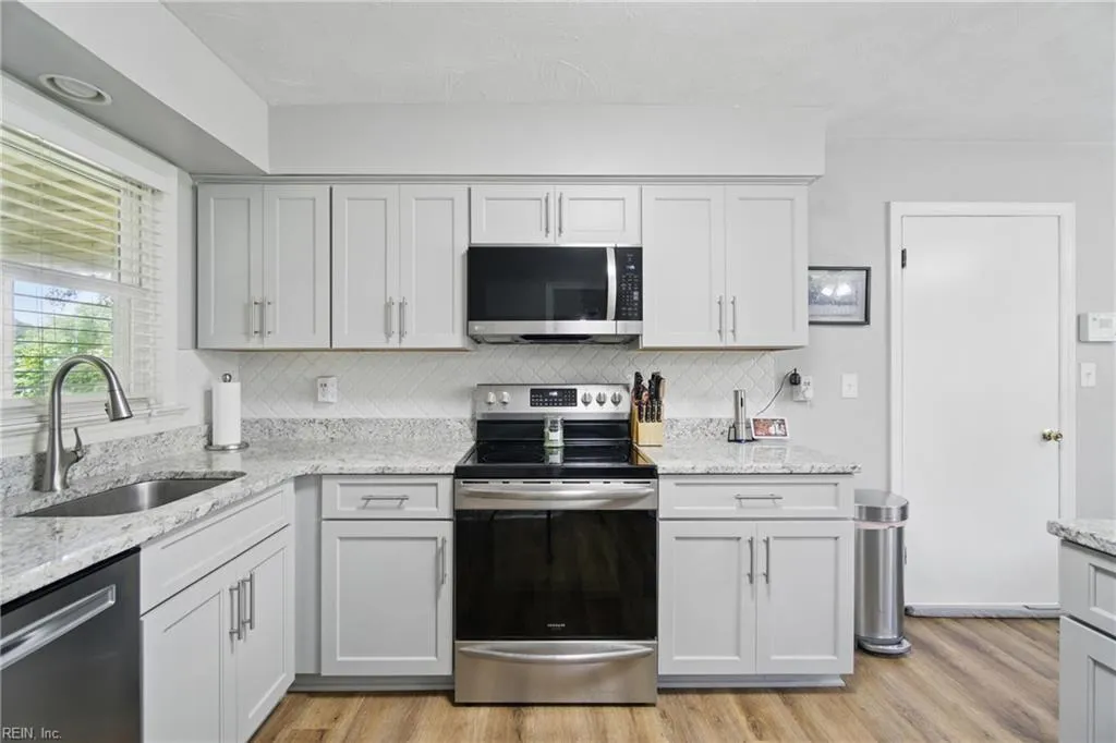 Portsmouth, Virginia 23703, United States, 3 Bedrooms Bedrooms, ,2 BathroomsBathrooms,Residential,Active,136662