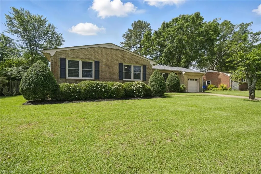 Portsmouth, Virginia 23703, United States, 3 Bedrooms Bedrooms, ,2 BathroomsBathrooms,Residential,Active,136662