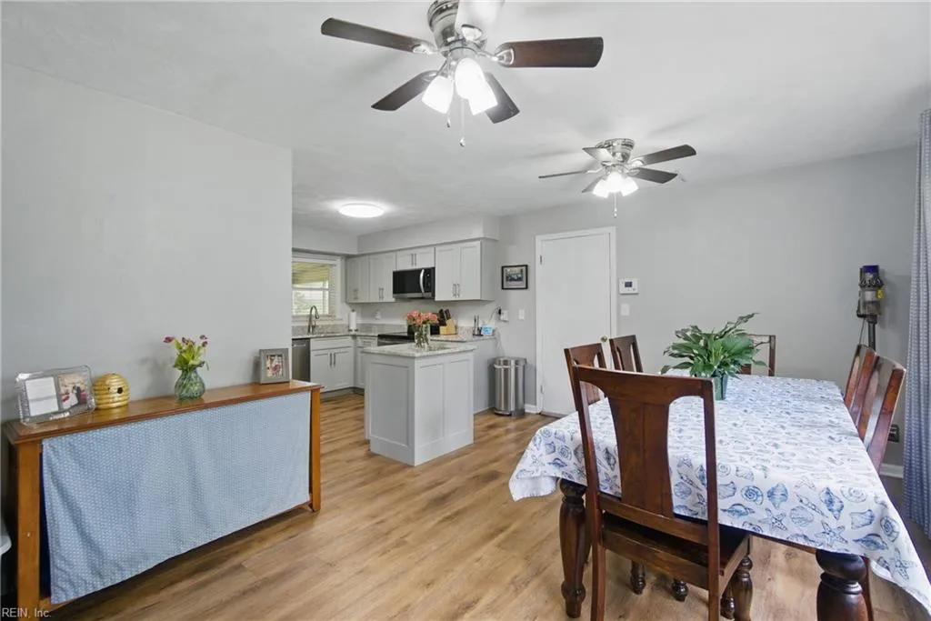 Portsmouth, Virginia 23703, United States, 3 Bedrooms Bedrooms, ,2 BathroomsBathrooms,Residential,Active,136662