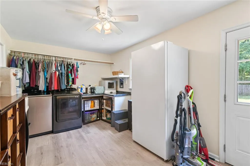 Newport News, Virginia 23606, United States, 4 Bedrooms Bedrooms, ,2 BathroomsBathrooms,Residential,Active,148593