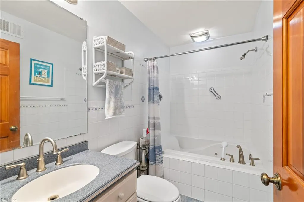 Newport News, Virginia 23606, United States, 4 Bedrooms Bedrooms, ,2 BathroomsBathrooms,Residential,Active,148593