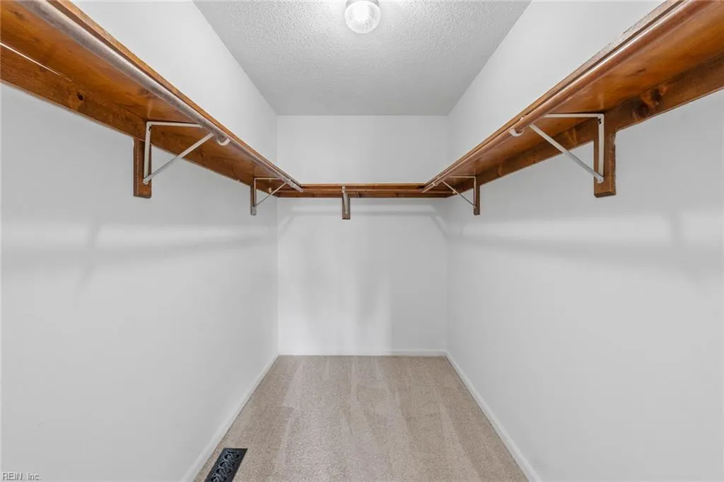 Virginia Beach, Virginia 23456, United States, 4 Bedrooms Bedrooms, ,3 BathroomsBathrooms,Residential,Active,206494