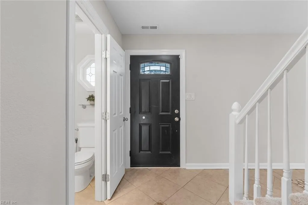 Virginia Beach, Virginia 23456, United States, 4 Bedrooms Bedrooms, ,3 BathroomsBathrooms,Residential,Active,206494