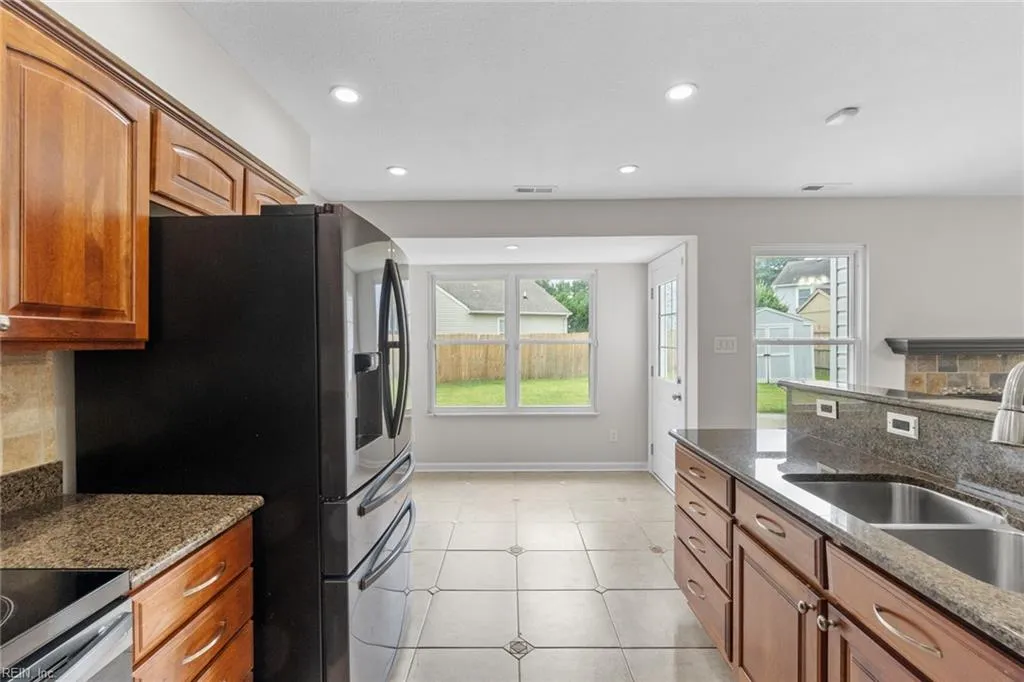 Virginia Beach, Virginia 23456, United States, 4 Bedrooms Bedrooms, ,3 BathroomsBathrooms,Residential,Active,206494