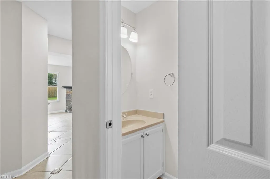 Virginia Beach, Virginia 23456, United States, 4 Bedrooms Bedrooms, ,3 BathroomsBathrooms,Residential,Active,206494