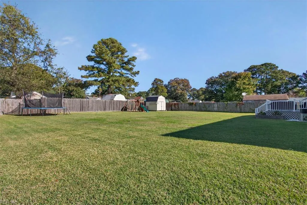 Portsmouth, Virginia 23701, United States, 4 Bedrooms Bedrooms, ,2 BathroomsBathrooms,Residential,Active,233278