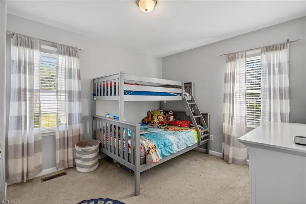 Portsmouth, Virginia 23701, United States, 4 Bedrooms Bedrooms, ,2 BathroomsBathrooms,Residential,Active,233278