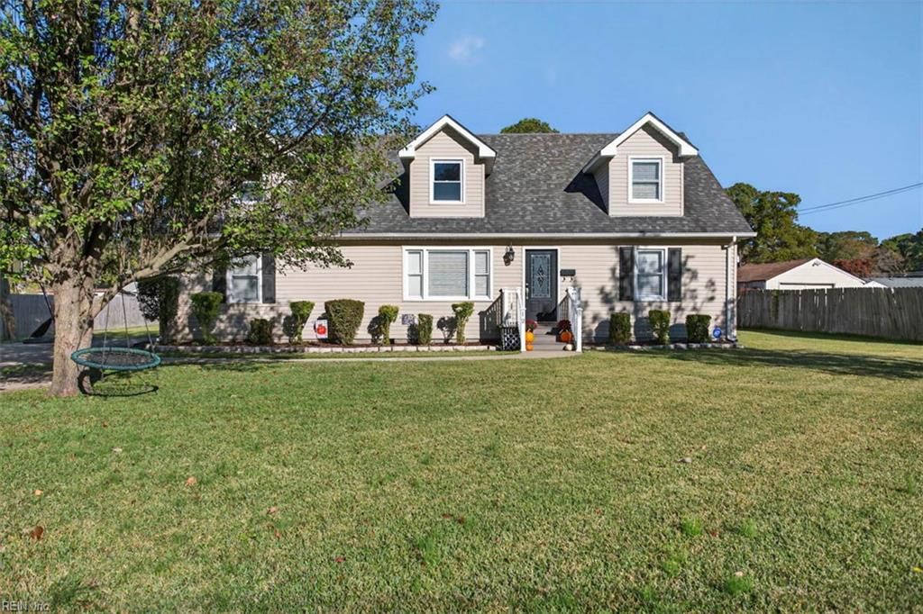 Photo of 12 Sunset Lane, Portsmouth, VA 23701 (MLS # 10607130)
