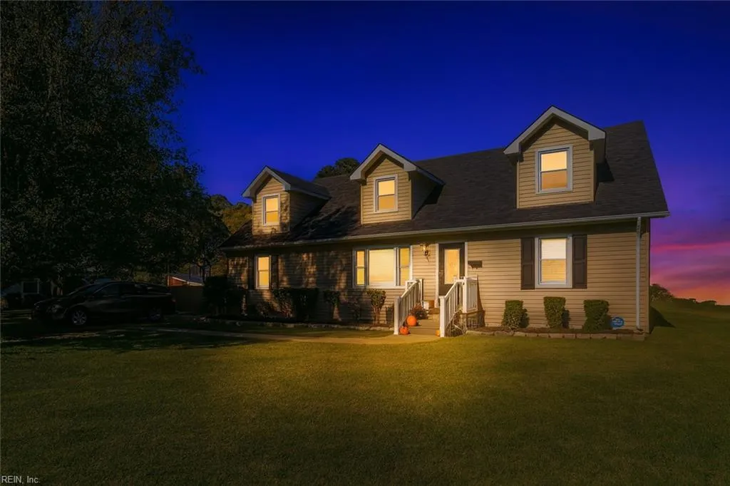 Portsmouth, Virginia 23701, United States, 4 Bedrooms Bedrooms, ,2 BathroomsBathrooms,Residential,Active,233278