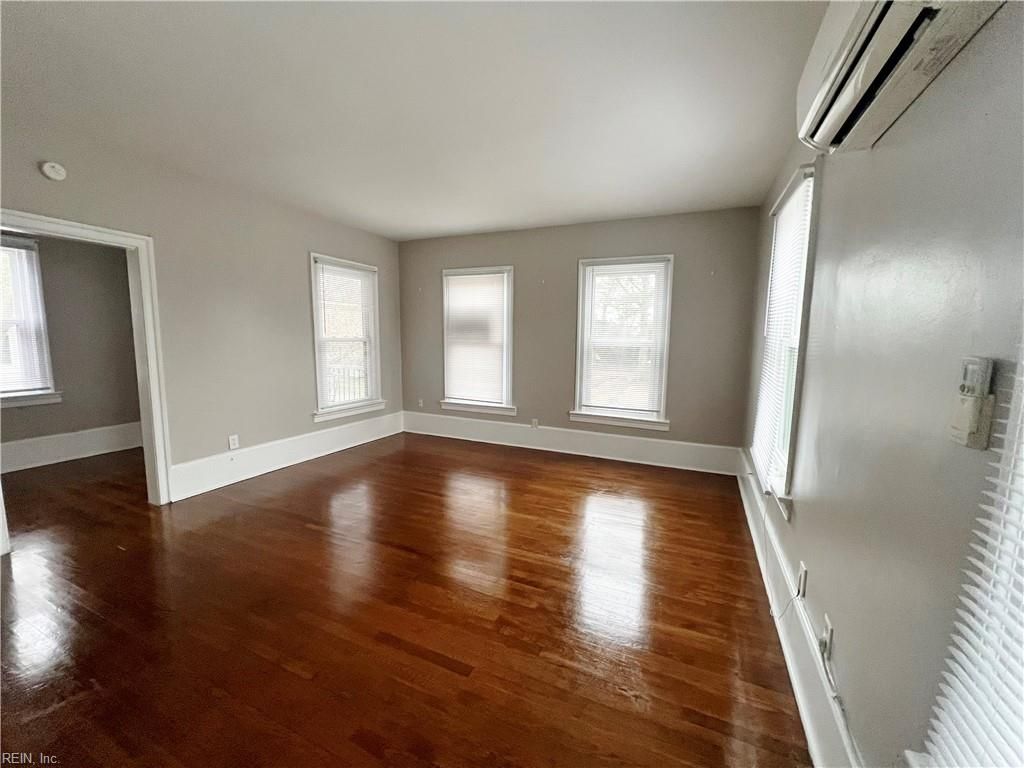Photo of 40 Buxton Avenue #C, Newport News, VA 23607 (MLS # 10612729)