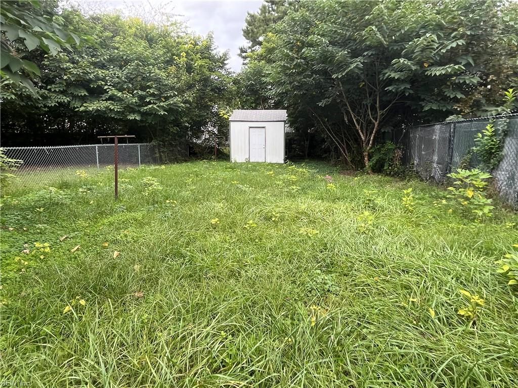 Photo of 1002 Dunbar Street, Norfolk, VA 23504 (MLS # 10623393)