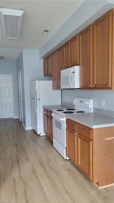 Virginia Beach, Virginia 23462, United States, 3 Bedrooms Bedrooms, ,3 BathroomsBathrooms,Residential,Active,115864