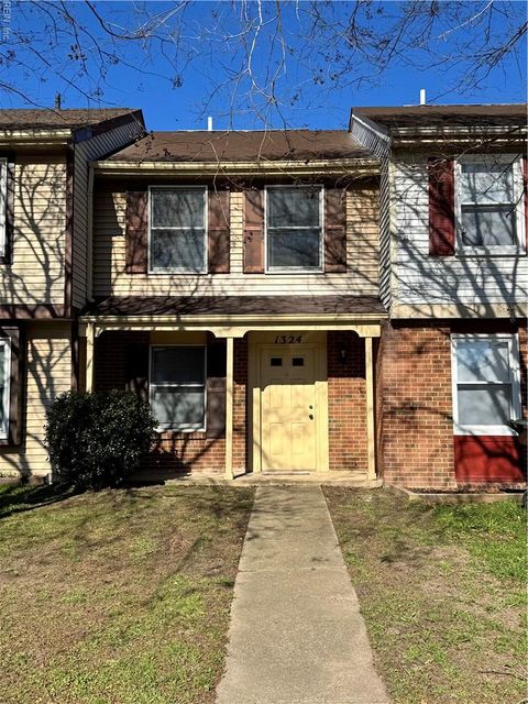 Photo of 1324 Vanasse Court #Ct, Hampton, VA 23666 (MLS # 10616762)