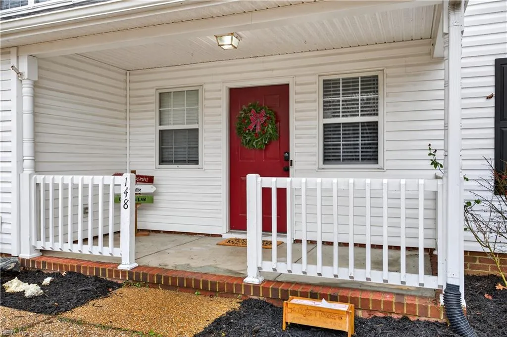 Newport News, Virginia 23603, United States, 4 Bedrooms Bedrooms, ,3 BathroomsBathrooms,Residential,Active,255162