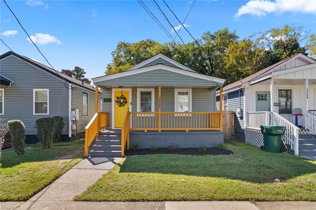 Photo of 2207 Marshall Avenue, Newport News, VA 23607 (MLS # 10605947)