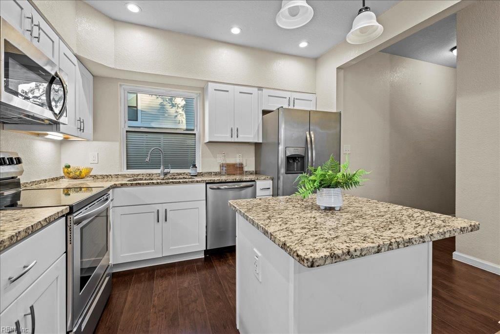 Photo of 831 W 35th Street, Norfolk, VA 23508 (MLS # 10606347)