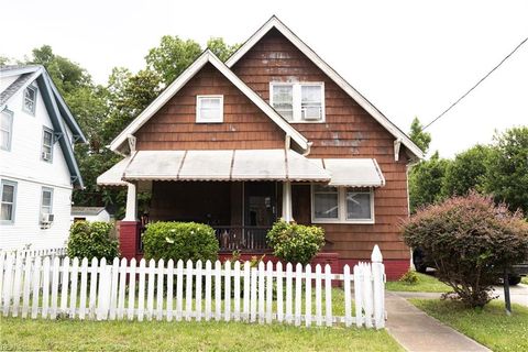 Single Family Residence in Norfolk VA 723 27th Street.jpg