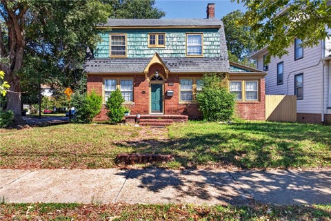 Photo of 5212 Huntington Avenue, Newport News, VA 23607 (MLS # 10658083)