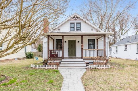 Photo of 3614 Matoaka Road, Hampton, VA 23661 (MLS # 10624853)