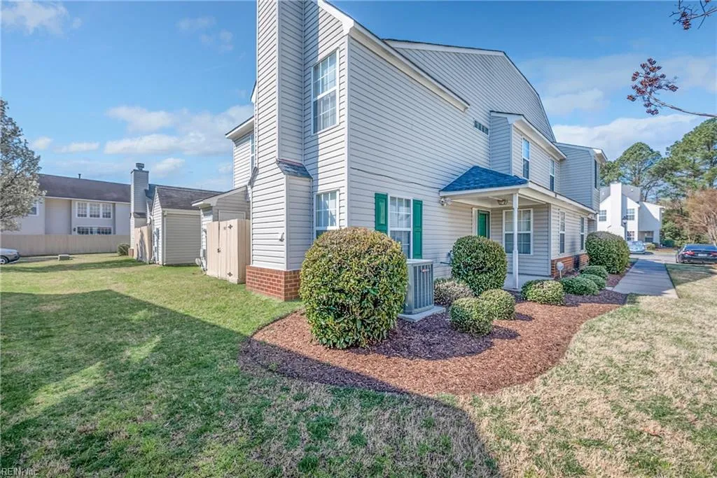 Chesapeake, Virginia 23321, United States, 3 Bedrooms Bedrooms, ,3 BathroomsBathrooms,Residential,Active,97427