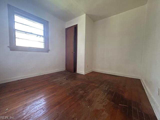 616 S Rosemont RD