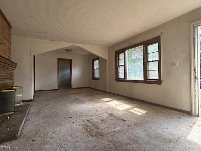616 S Rosemont RD