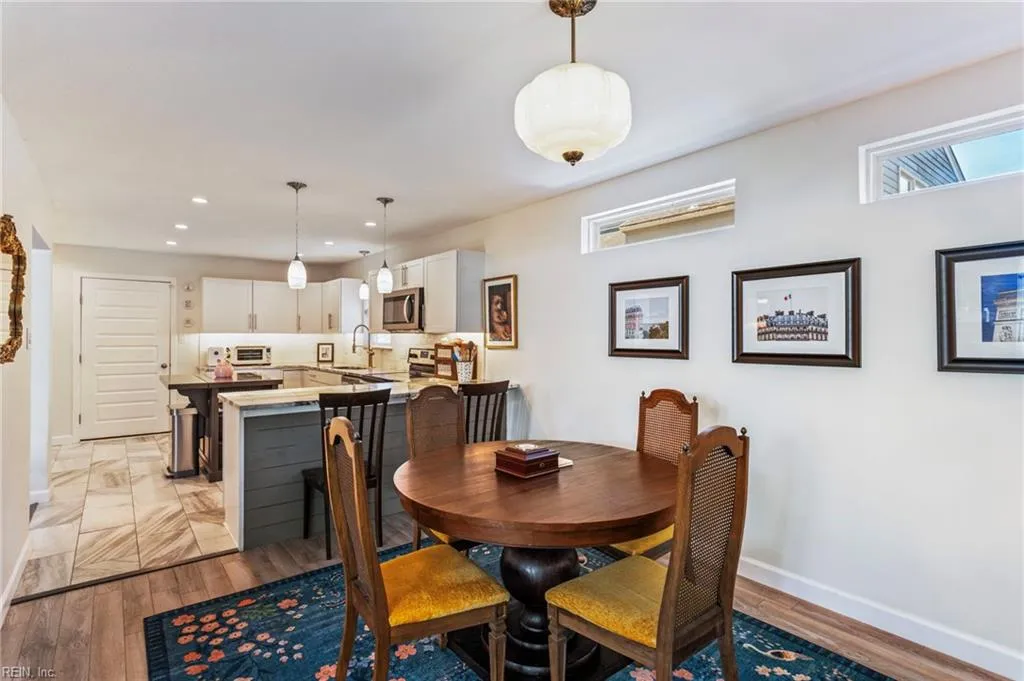 Virginia Beach, Virginia 23454, United States, 3 Bedrooms Bedrooms, ,3 BathroomsBathrooms,Residential,Active,254434