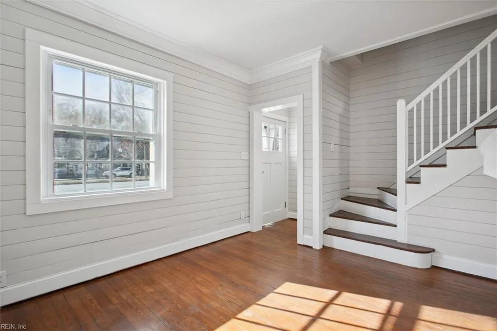 Newport News, Virginia 23601, United States, 2 Bedrooms Bedrooms, ,1 BathroomBathrooms,Residential,Pending,26708