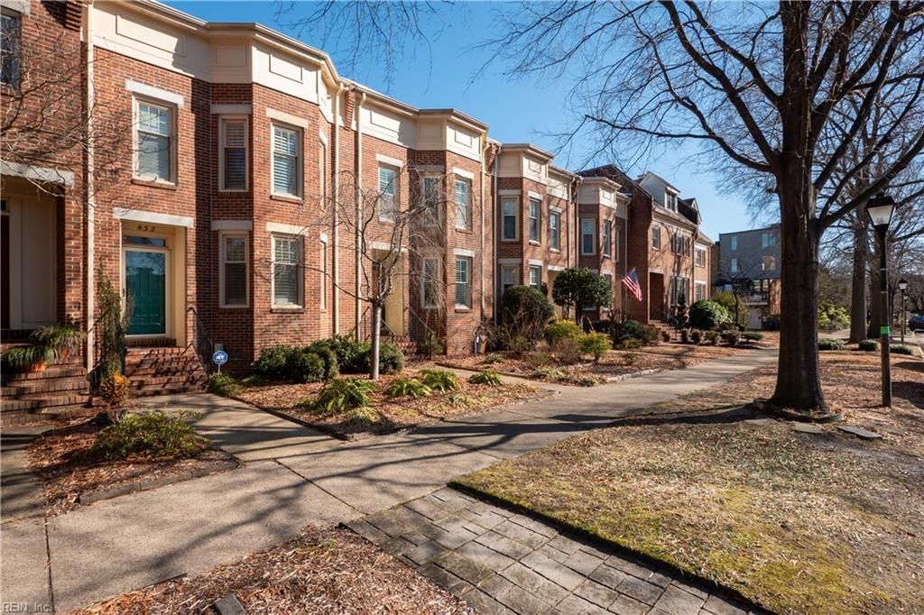 Photo of 432 Westover Avenue, Norfolk, VA 23507 (MLS # 10618188)