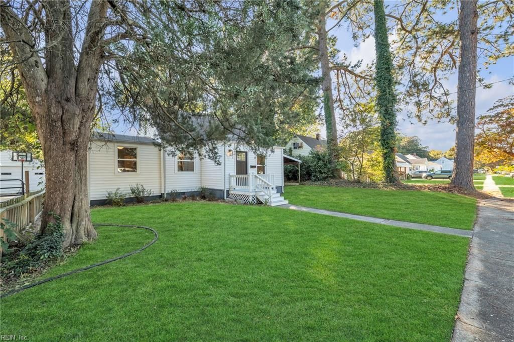 Photo of 3203 Dartmouth Street, Portsmouth, VA 23707 (MLS # 10607685)