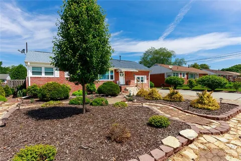 MLS: 10583618