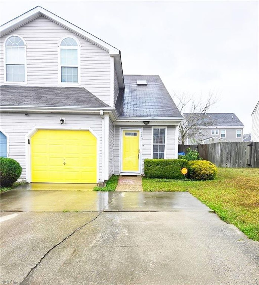 Photo of 147 Squire Reach Boulevard, Suffolk, VA 23434 (MLS # 10614353)