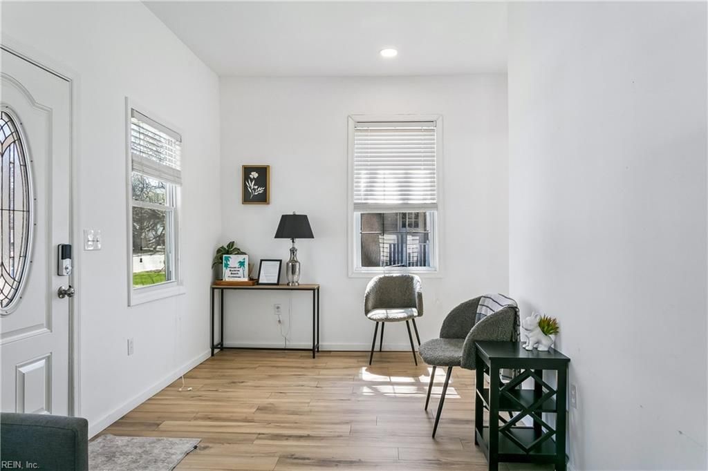 Photo of 307 N First Street, Hampton, VA 23664 (MLS # 10626360)