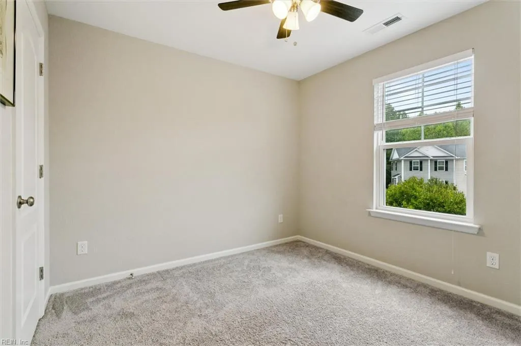 Williamsburg, Virginia 23188, United States, 4 Bedrooms Bedrooms, ,4 BathroomsBathrooms,Residential,Active,253940