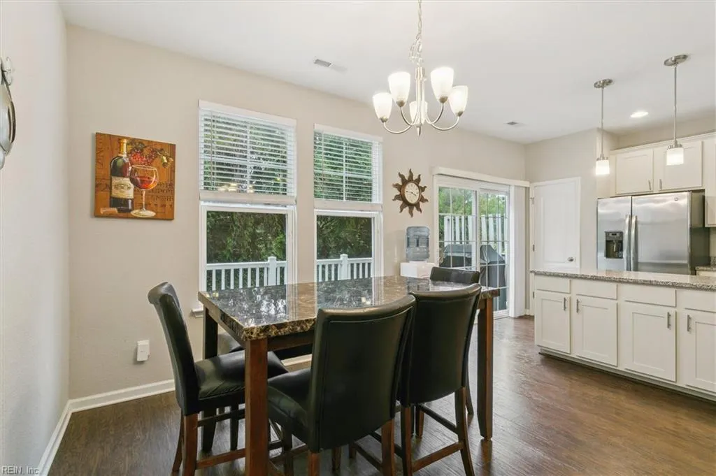 Williamsburg, Virginia 23188, United States, 4 Bedrooms Bedrooms, ,4 BathroomsBathrooms,Residential,Active,253940