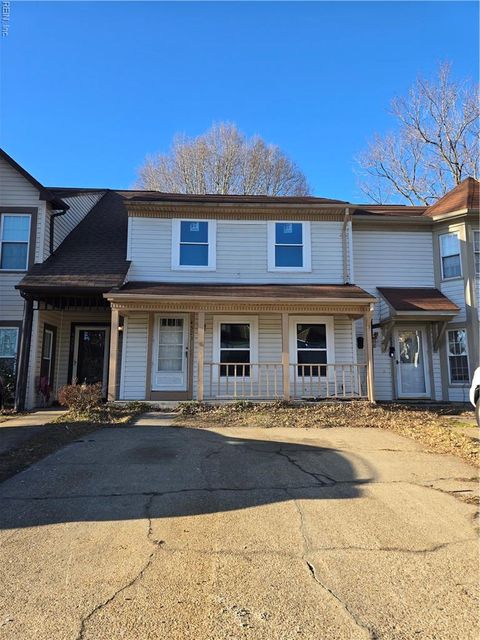 Photo of 4523 Marlwood Way, Virginia Beach, VA 23462 (MLS # 10616365)