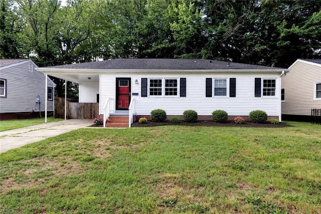 Photo of 1124 78th Street, Newport News, VA 23605 (MLS # 10637074)