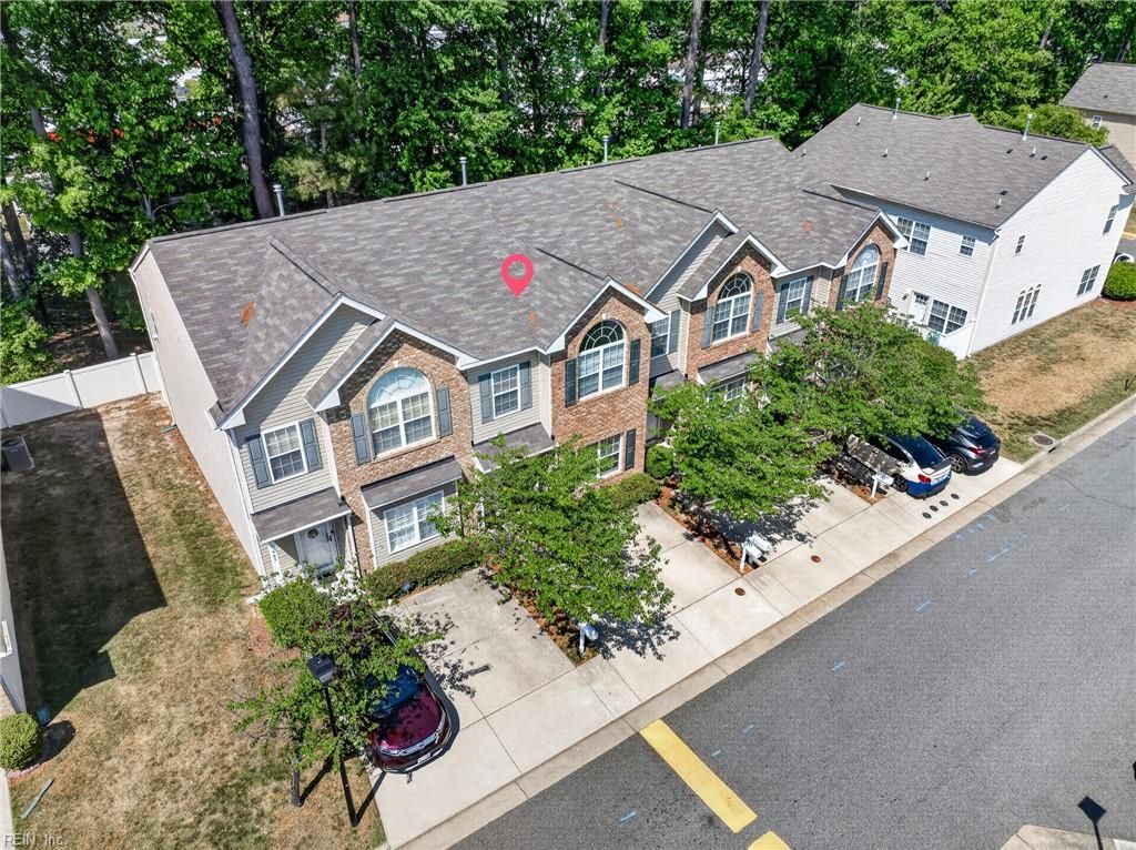 Photo of 487 Old Colonial Way, Newport News, VA 23608 (MLS # 10631757)