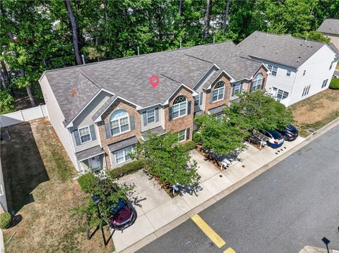 Photo of 487 Old Colonial Way, Newport News, VA 23608 (MLS # 10631757)