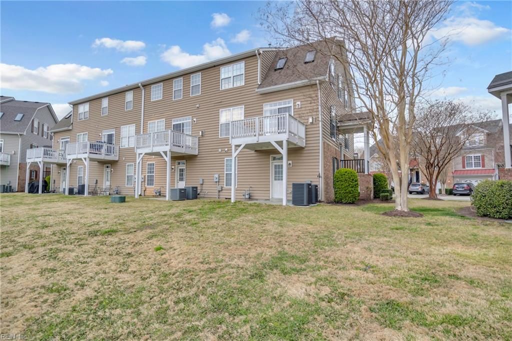 Photo of 4501 Leamore Square Road, Virginia Beach, VA 23462 (MLS # 10627058)