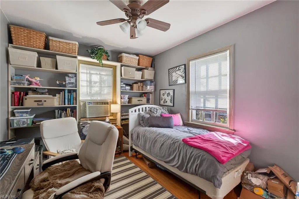 Norfolk, Virginia 23508, United States, 4 Bedrooms Bedrooms, ,2 BathroomsBathrooms,Residential,Pending,250898