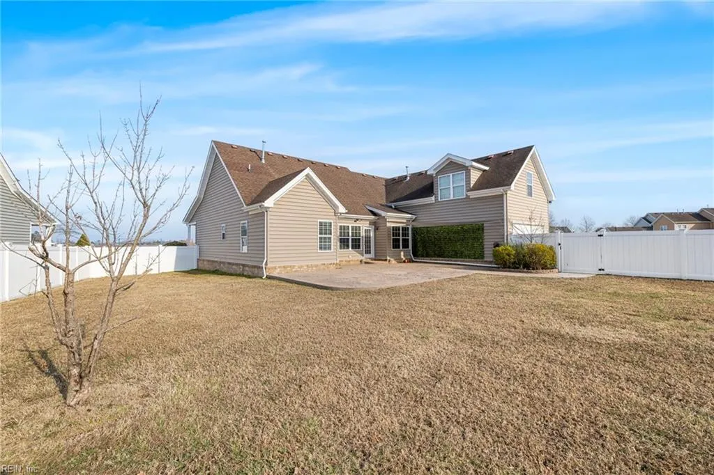 Virginia Beach, Virginia 23456, United States, 4 Bedrooms Bedrooms, ,4 BathroomsBathrooms,Residential,Active,82524