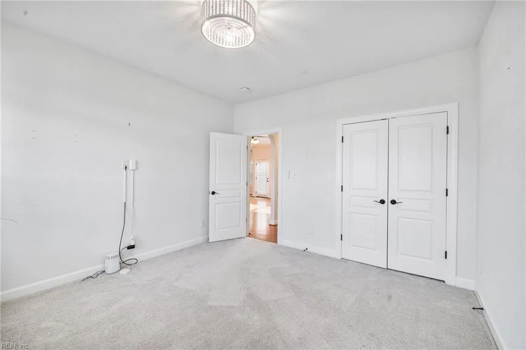 Virginia Beach, Virginia 23456, United States, 4 Bedrooms Bedrooms, ,4 BathroomsBathrooms,Residential,Active,82524